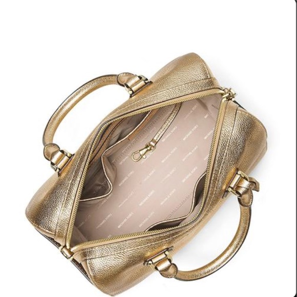 🌟🆕 SOLD🌟 - Picture 2 of 8